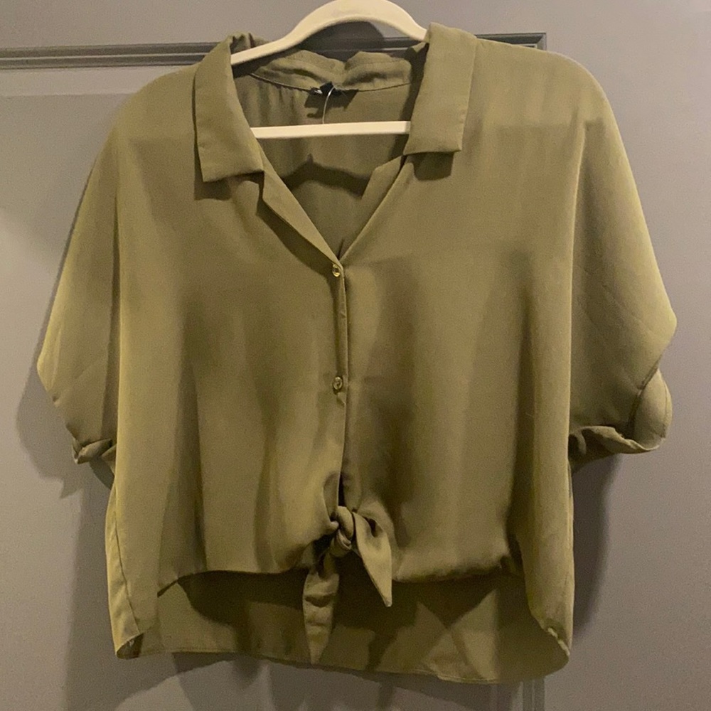 Olive green tie up short sleeve top
